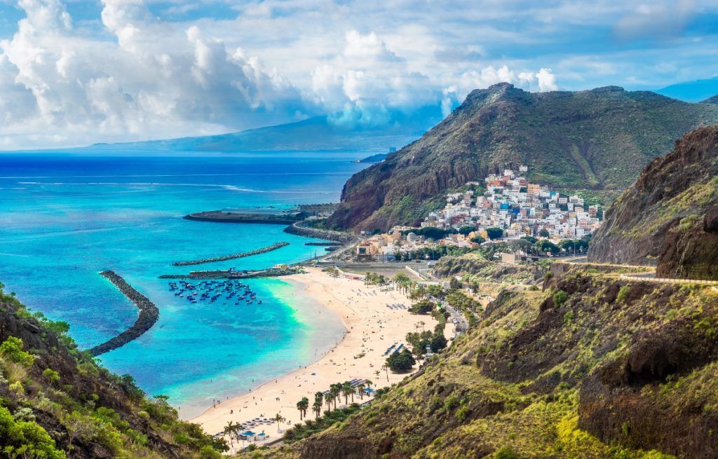 5 Mejores Playas de Tenerife: Descubre la Mejor Playa de Tenerife 1 Mejores Playas de Tenerife. Las Teresitas